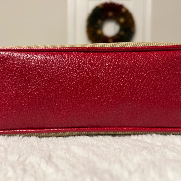 Authentic Prada Pouch in Red Leather and Canvas - Picture 5 of 10